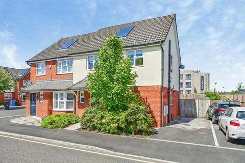 Semi-detached house - Ashton Close, Liverpool, Merseyside, L25