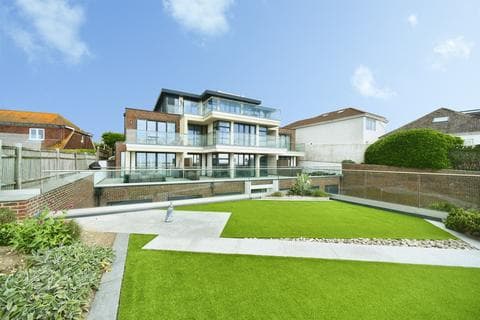 Flat - Marine Drive, Rottingdean, BRIGHTON