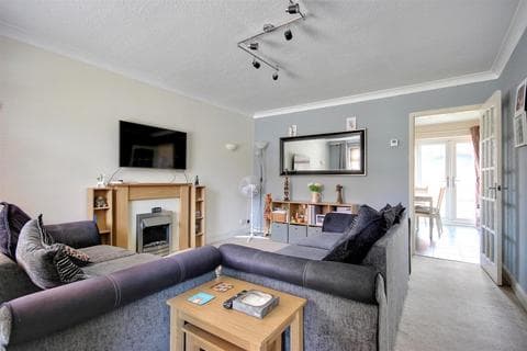 Townhouse - Lodge Close, Hessle