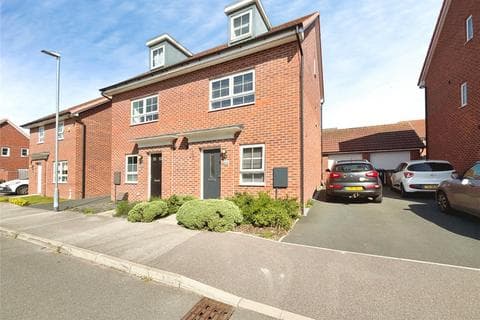 Semi-detached house - Brutus Court, Lincoln LN6