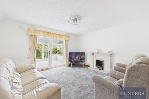 Detached bungalow - Cold Pool Lane, Cheltenham