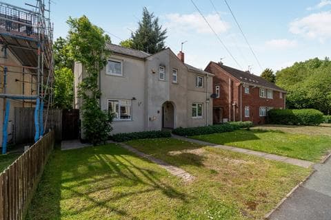 Semi-detached house - Parkfield Grove, Wolverhampton, West Midlands, WV2