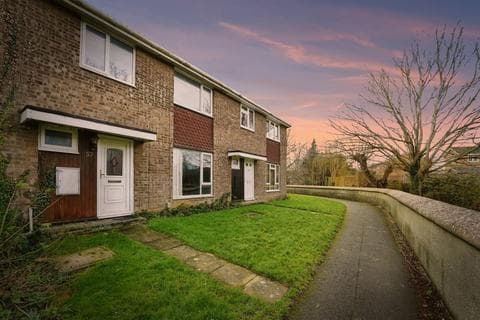 Terraced house - Frank Brookes Road, Cheltenham, Gloucestershire, GL51