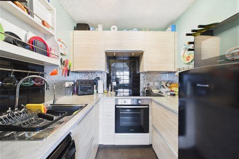 Apartment - Admiralty Road, Bournemouth, Dorset, BH6