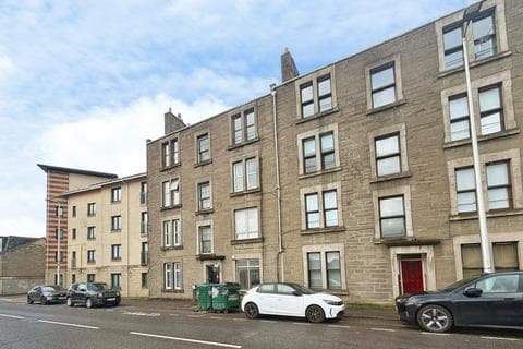Flat - Strathmore Avenue, Dundee, DD3
