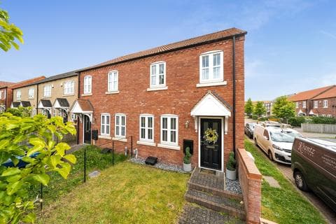 Semi-detached house - Pitsford Close, Lincoln, LN5