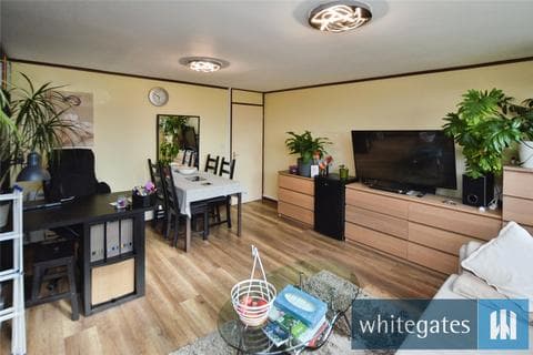 Apartment - Oatland Court, Leeds, West Yorkshire, LS7