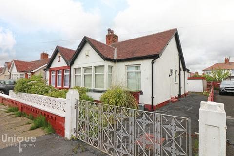 Bungalow - Lockerbie Avenue,  Thornton-Cleveleys, FY5
