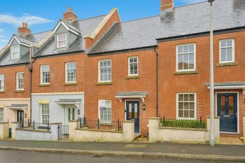 Terraced house - Dorado Street, Sherford, Plymouth, Devon, PL9