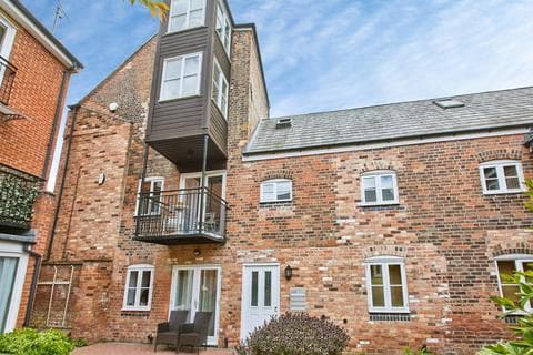 Flat - Mill Gate, Ashbourne Road, Derby, Derbyshire, DE22