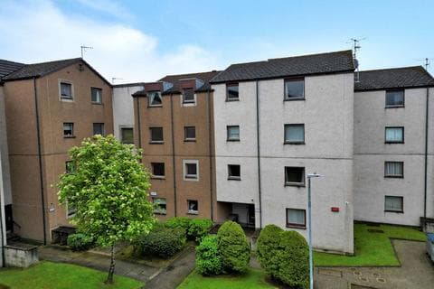 Flat - 64 Headland Court, Aberdeen, AB10 7HL