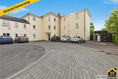 Flat - Kempley Close, Cheltenham, GL52