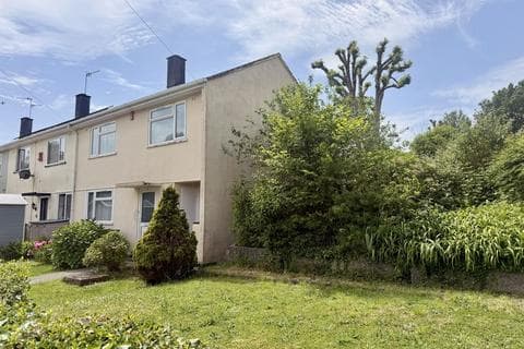 End of terrace house - Downgate Gardens, Pennycross, Plymouth.  Chain free family home