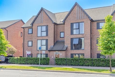Flat - Tay Road, Lubbesthorpe, LE19