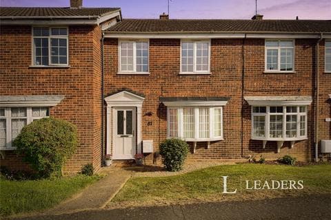 Terraced house - Avon Way, Colchester, Essex
