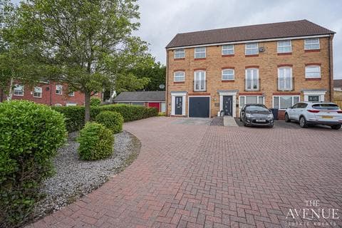 Townhouse - Moorhen Way, Packmoor, Stoke-On-Trent, Staffordshire, ST7