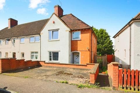 End of terrace house - Rancliffe Crescent, Leicester, LE3