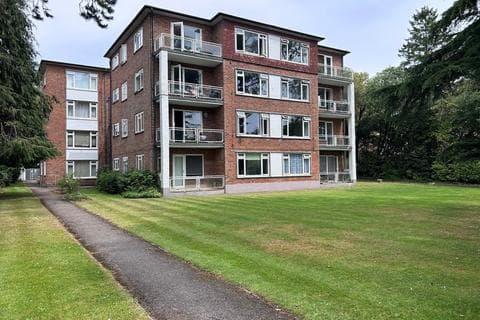Apartment - West Cliff Road, WEST CLIFF, BH4
