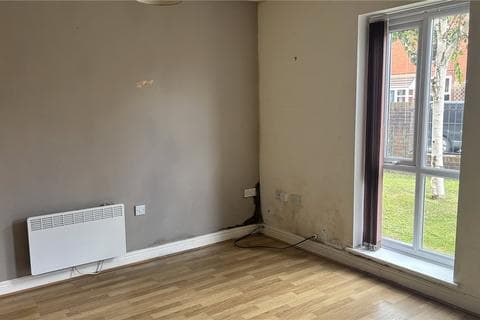 Flat - Bolton Road, Westhoughton, Bolton, Greater Manchester, BL5