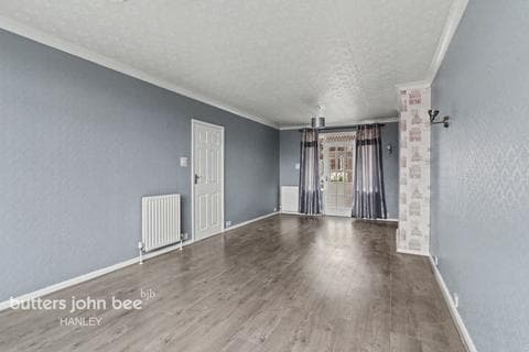 Semi-detached house - Courtway Drive, Stoke-On-Trent ST1 6DX