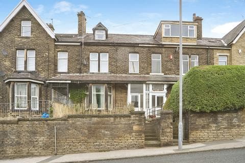 Apartment - Carr Lane, Shipley