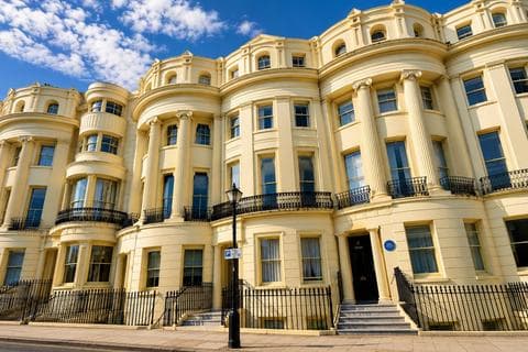 Flat - Brunswick Square, Hove, BN3