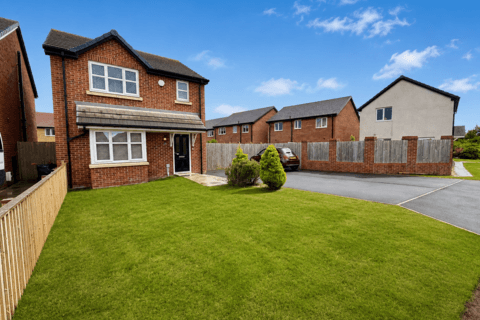 Detached house - Parlick Place, Cleveleys FY5