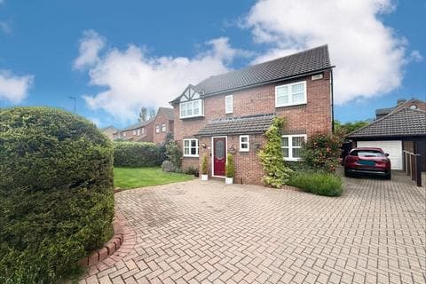 Detached house - Eagle Park, Marton-In-Cleveland, Middlesbrough