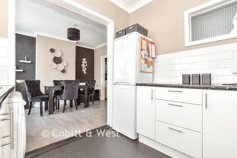 Terraced house - Glenthorne Road, Portsmouth PO3