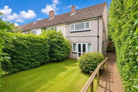 End of terrace house - Chenies Close, Coventry CV5