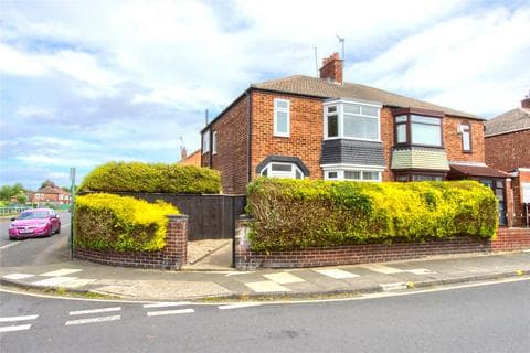 Semi-detached house - Lime Road, Normanby
