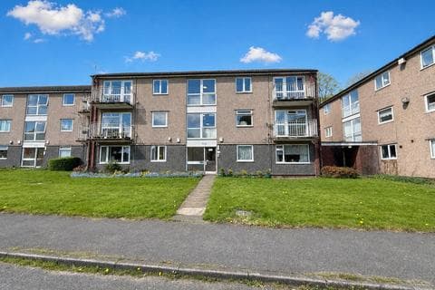 Apartment - Cliffe Gardens, Shipley BD18