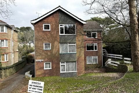 Apartment - Surrey Road, Poole, Dorset, BH12