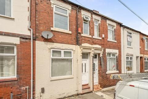 Terraced house - Turner Street, Birches Head, Stoke-On-Trent