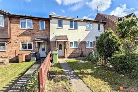 Terraced house - Sunnymead, Werrington, Peterborough, PE4