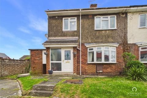 Semi-detached house - Springbank Square, Tyne and Wear SR3