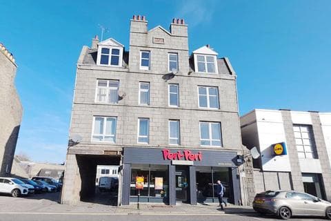 Flat - Hutcheon Street (Eastmost FFF), Aberdeen AB25