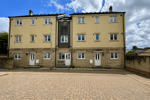 Ground floor flat - Bellflower Close, Plymouth PL6