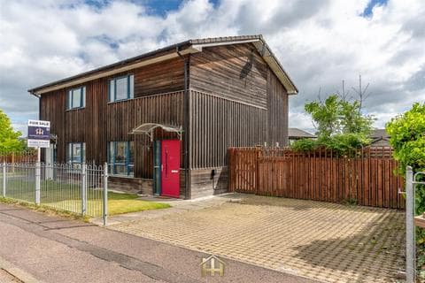 Semi-detached house - Honeygreen Road, Dundee DD4