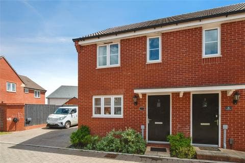 Semi-detached house - Bridgeman Place, Exeter, Devon, EX1