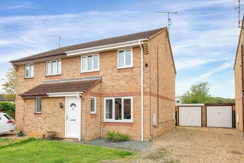 Semi-detached house - Wycliffe Grove, Werrington, Peterborough, PE4