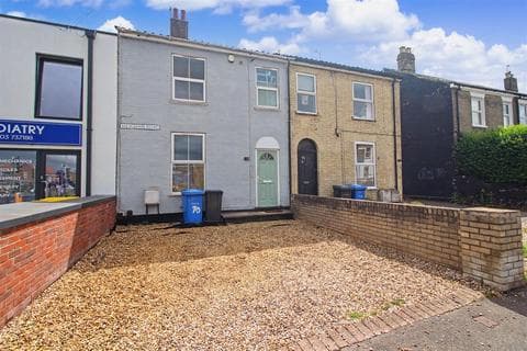 Terraced house - Heigham Road, Norwich NR2