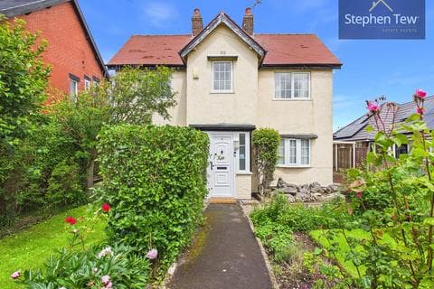 Detached house - Mossom Lane, Thornton-Cleveleys, FY5