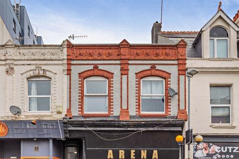 Flat - Ebrington Street, Plymouth, PL4