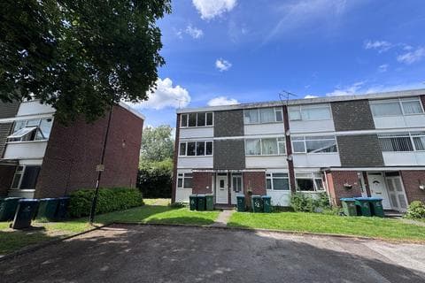 Flat - Darnford Close, Coventry, CV2
