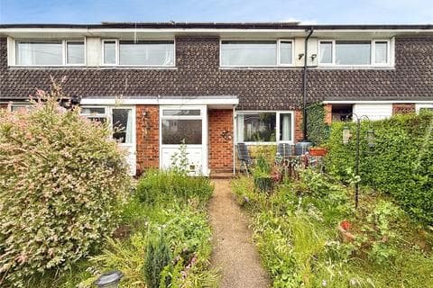 Terraced house - Rolleston Close, Lincolnshire LN2