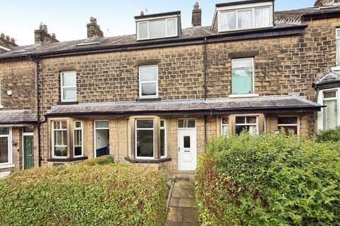 Terraced house - Highfield Terrace, Shipley, BD18
