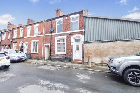 End of terrace house - Madeley Street, Tunstall, Stoke-on-Trent