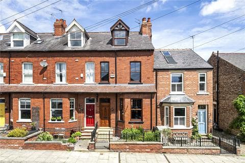 Terraced house - Cameron Grove, York, North Yorkshire, YO23