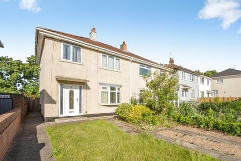 End of terrace house - Chestnut Avenue, New Rossington, Doncaster